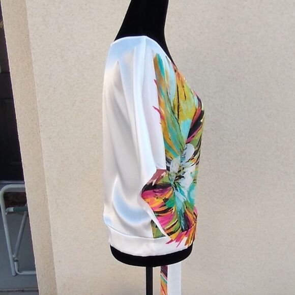 Heart Soul Women's Satin Floral Blouse size small Multicolor Artsy - Picture 7 of 10